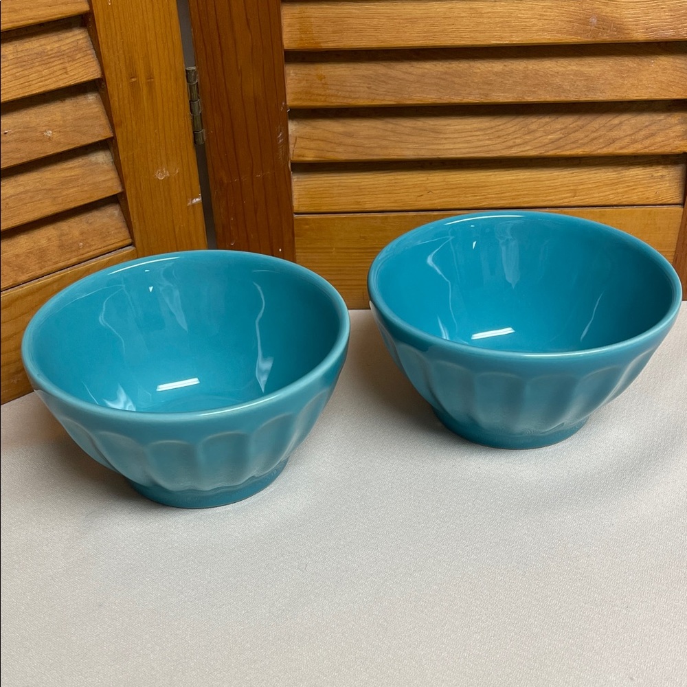 Pier 1 Turquoise Glossy Ceramic Bowl